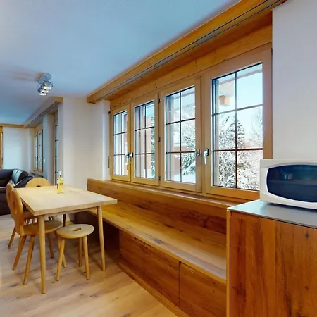 Apartment Modern And Spacious With Balcony Facing South, Marietta #3