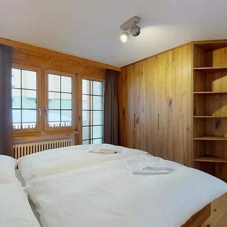 Modern And Spacious With Balcony Facing South, Marietta #3 *